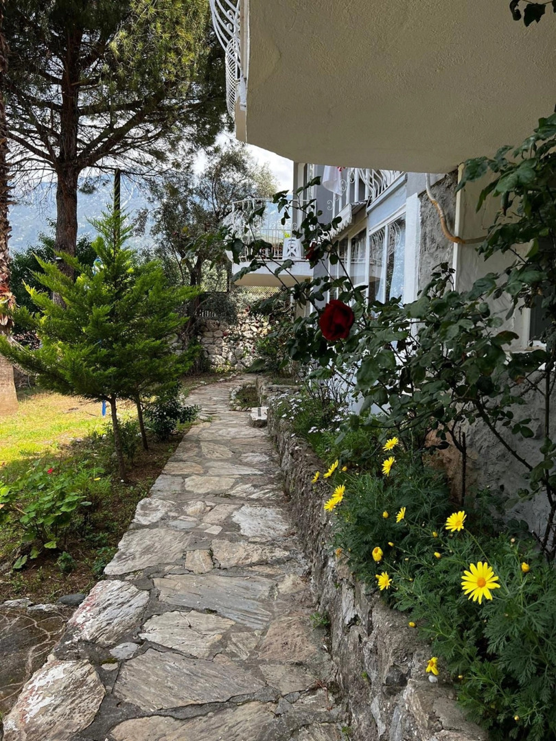 New Golden Gate Hotel