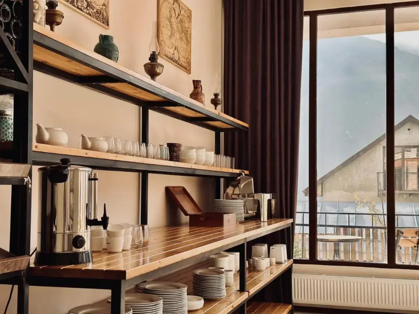 Отель Mountain House Kazbegi