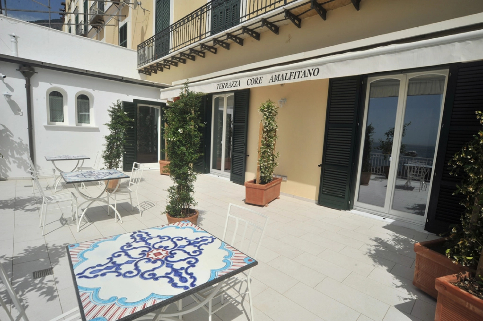 Отель CORE AMALFITANO CITY SUITES