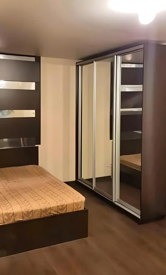 Апартаменты на станции метро