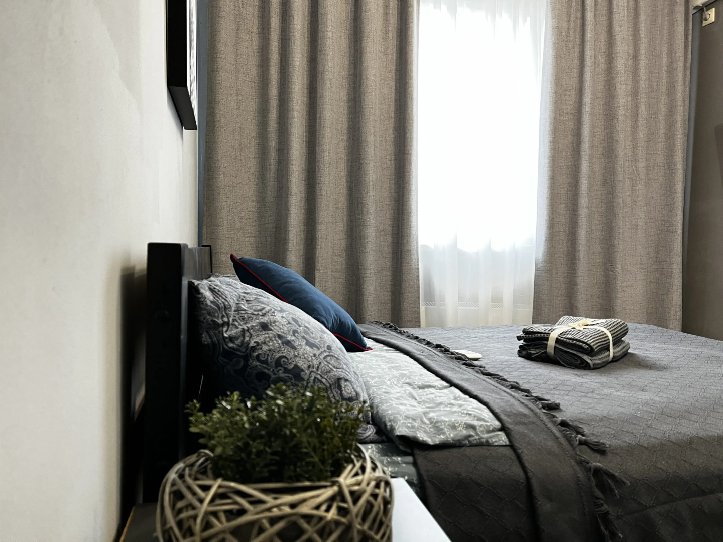 Квартира Милая Студия на Сухановой