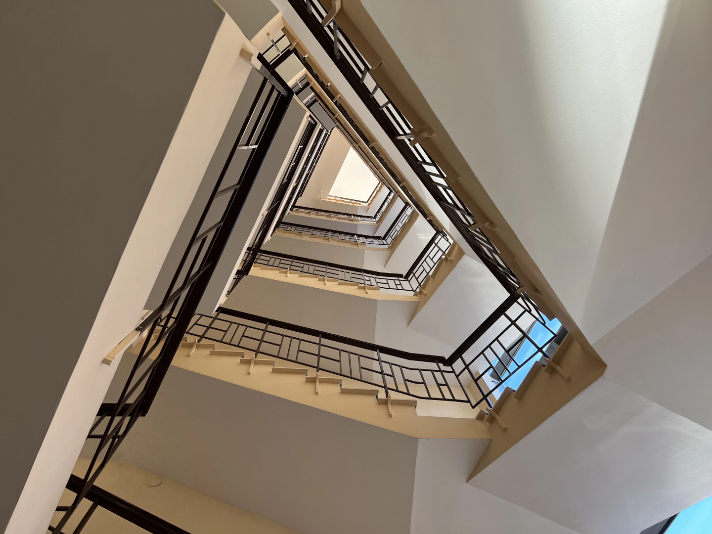 Апартаменты The Bridge Apartment