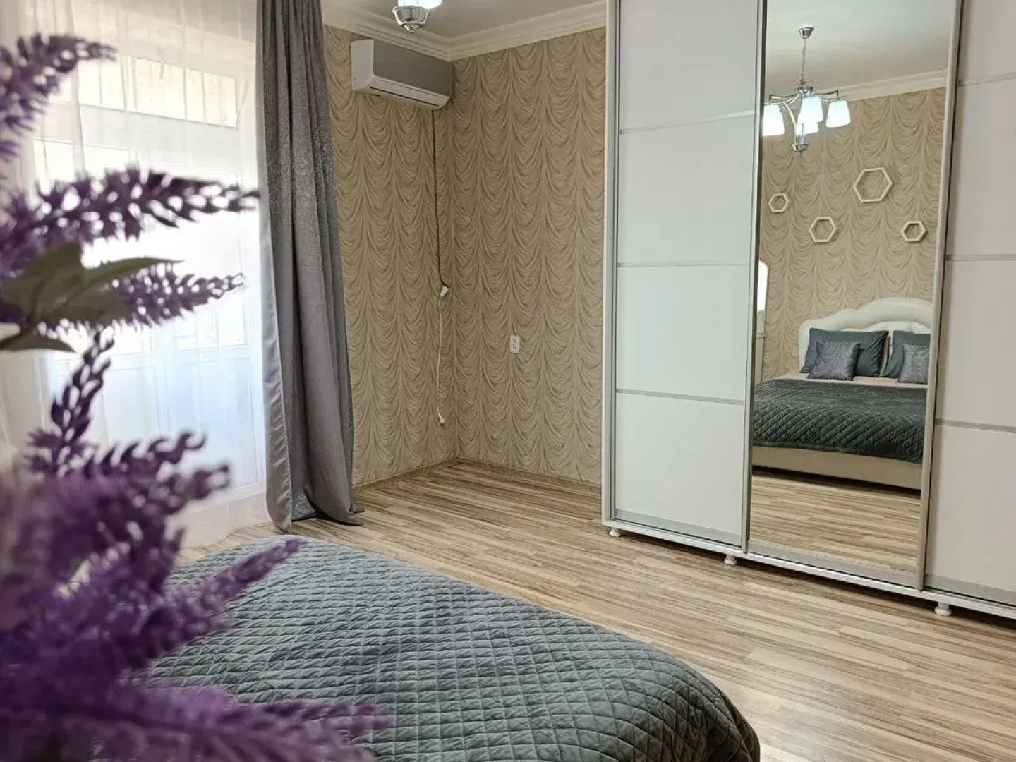 Квартира Двушка рядом с ТЦ Ярмарка и Вокзалом