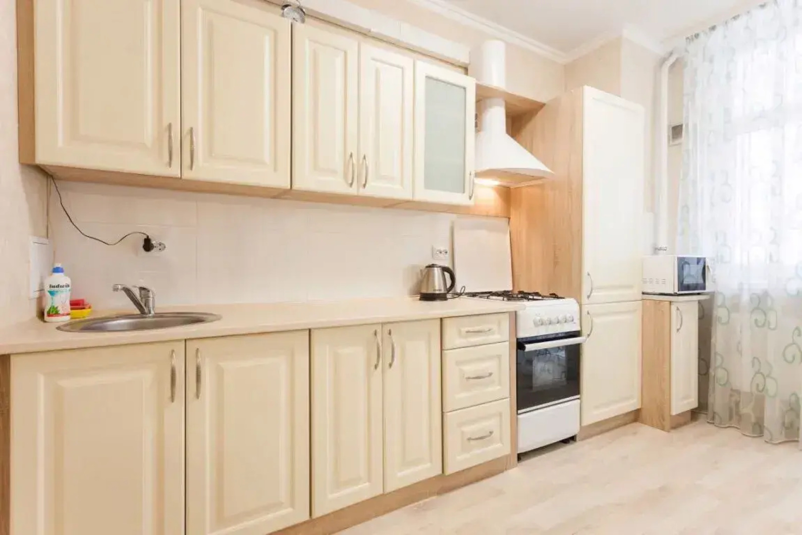 Апартаменты Горького 98 1