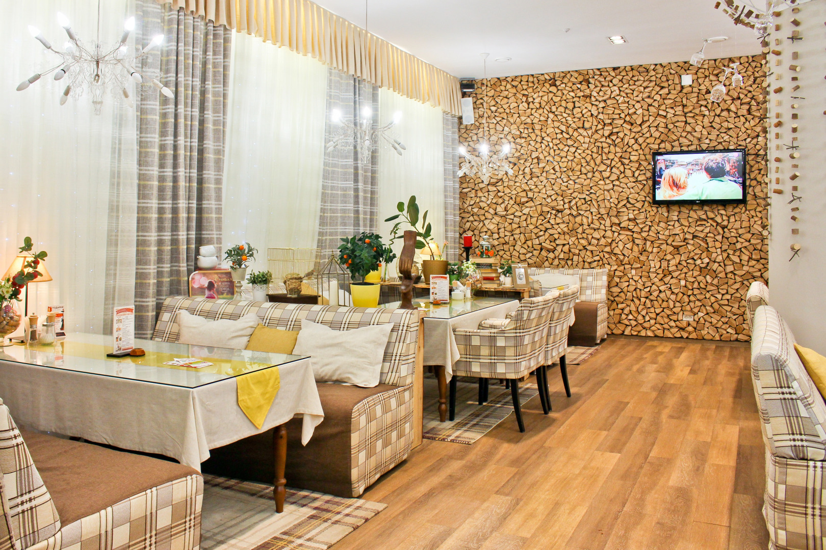 Отель Аврора