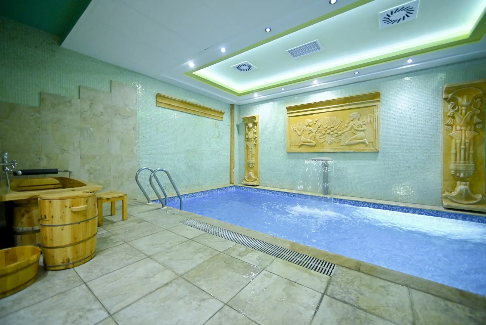 Отель Грейс Форум