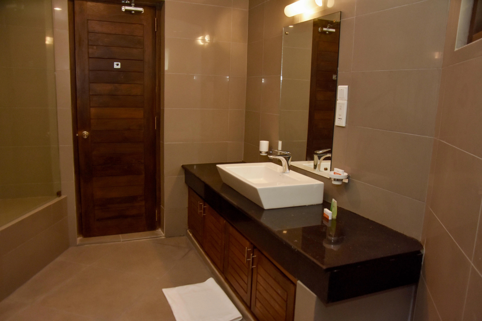 Отель Refresh Blue