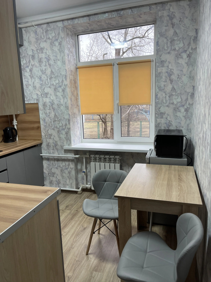 Квартира Двухкомнатная. Ворошилова 8а. 2 этаж