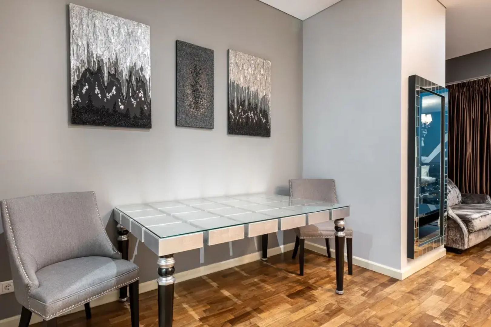 Rockmond 58 Junior Suite 9