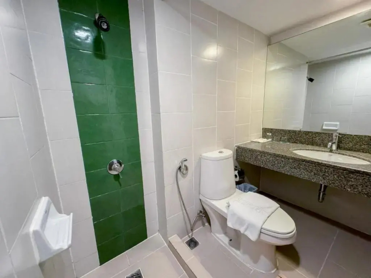 Отель Ambassador Bangkok Hotel