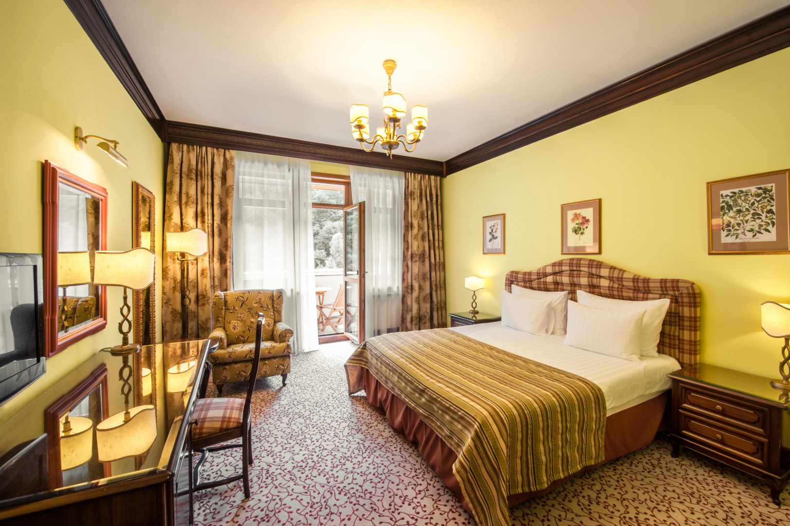 Гранд Отель Поляна