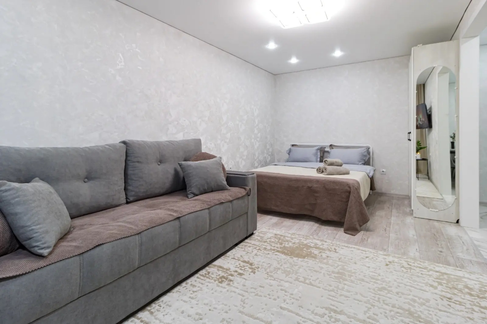 Апартаменты С новым ремонтом в центре