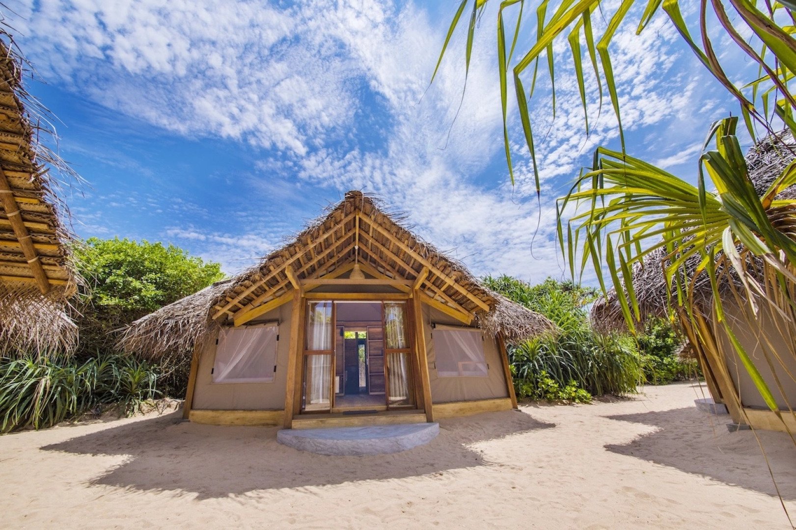 Отель Jungle Beach Camp Ahungalla