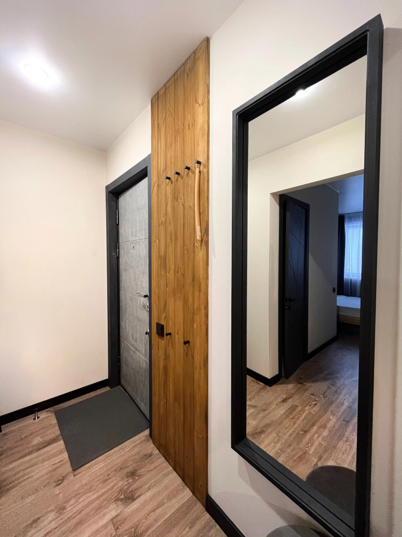 Апартаменты Unique Apart Юпитер 2 напротив МЧС, рядом с Мариинским театром и Кассационным судом на Красной 12