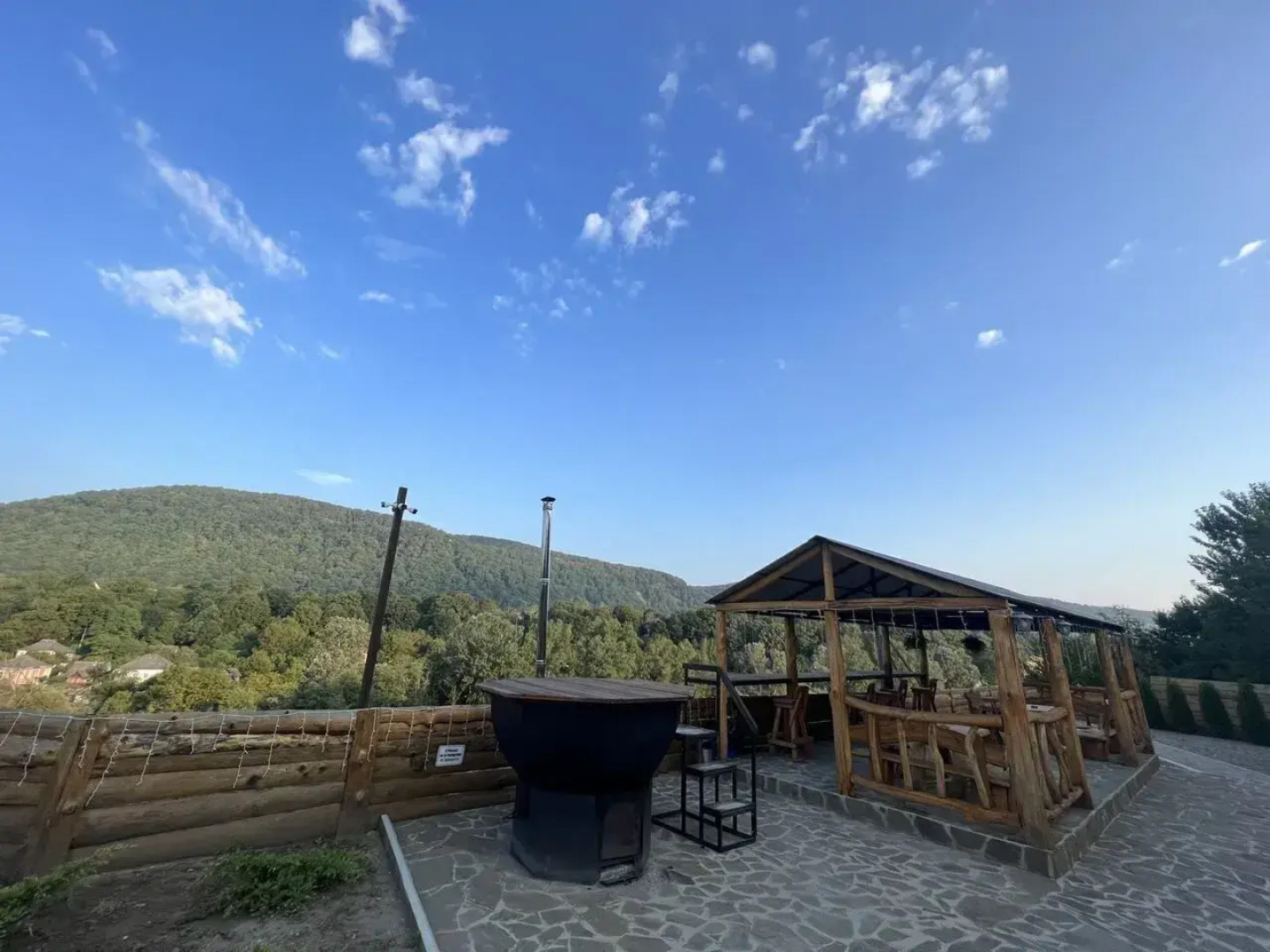 Частный дом с баней и бассейном