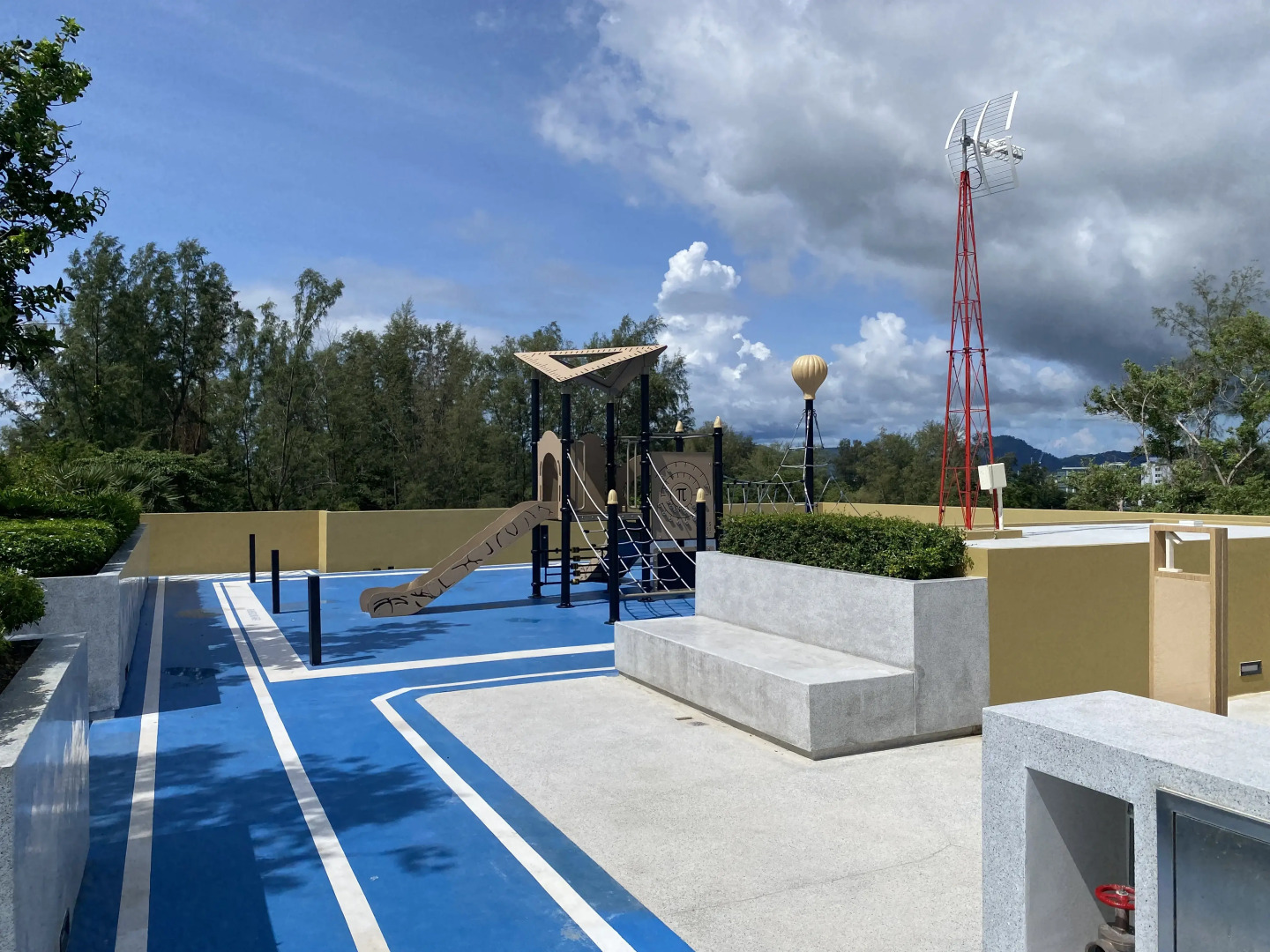 Апартаменты 2-комнатные с бассейном у пляжа Bang Tao LBS-1508