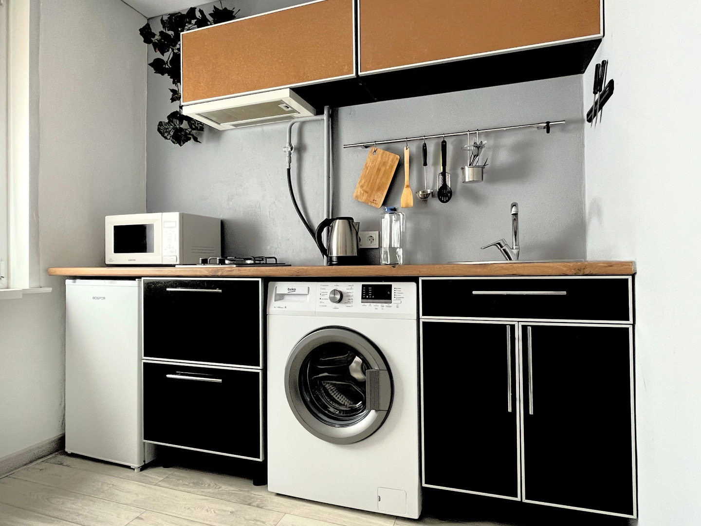 Апартаменты КвартАп на Романтиков 1