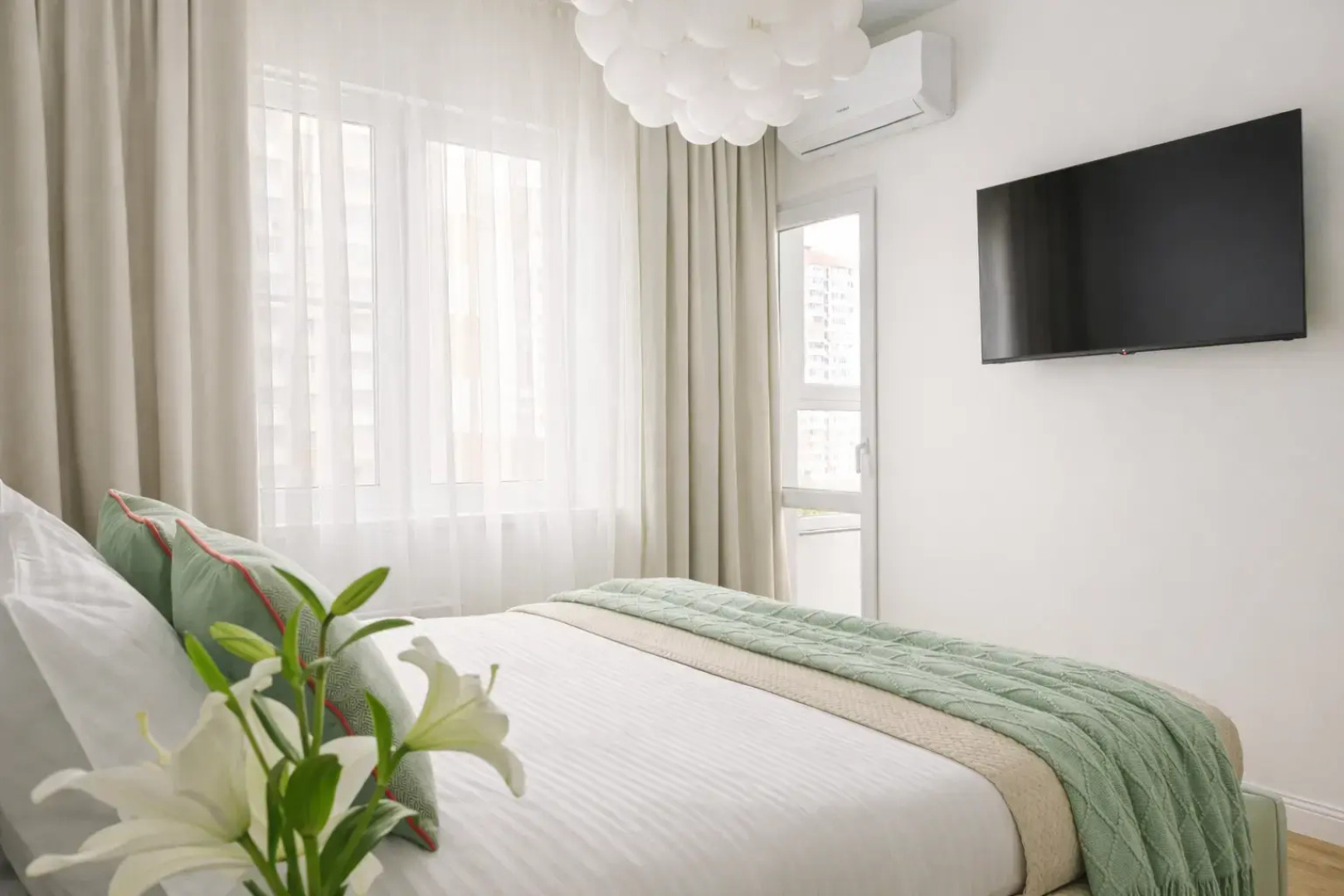 Квартира у парка Краснодар с парковкой и круглосуточным заселением