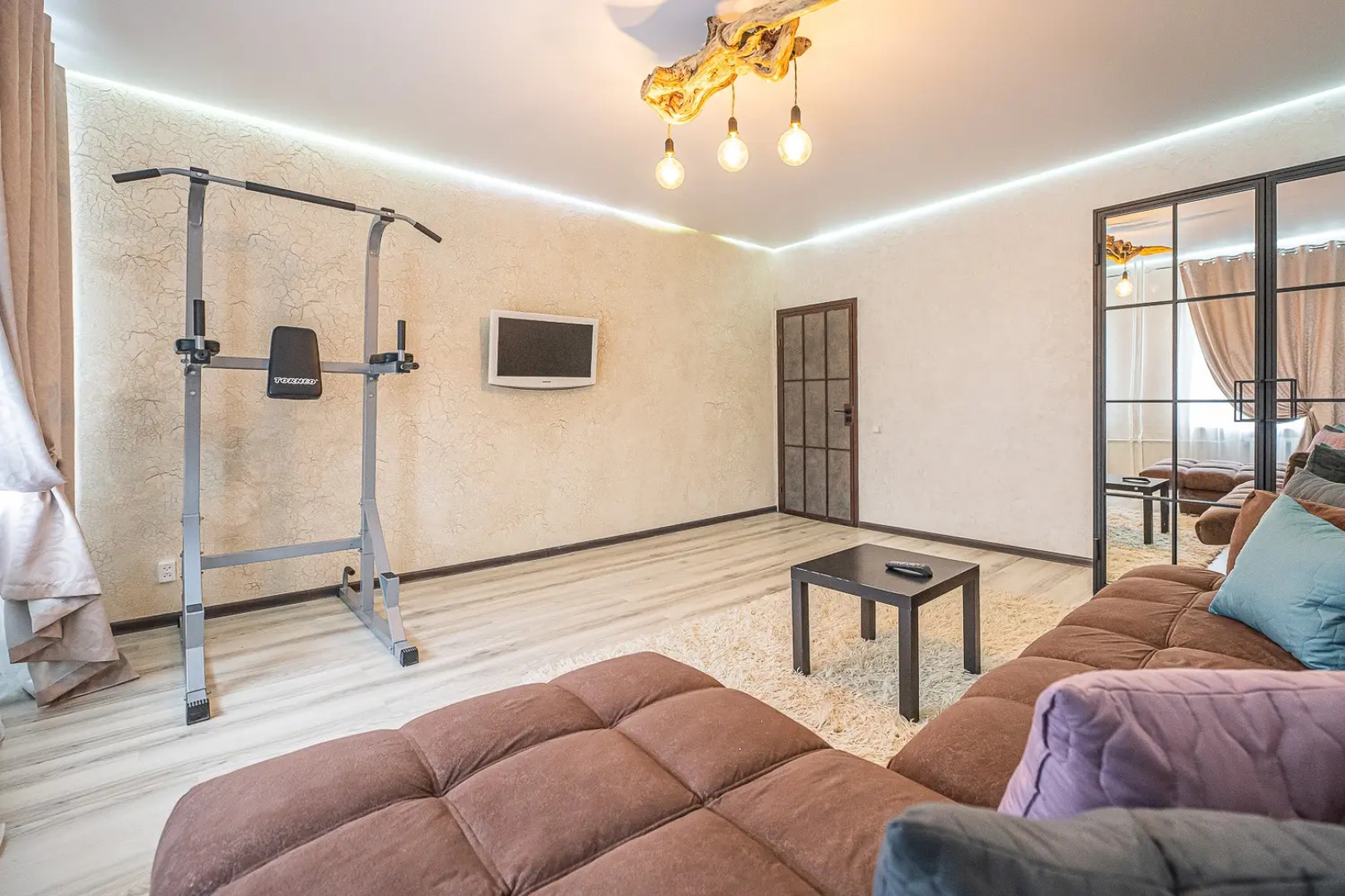 Апартаменты Пять Звёзд на Кировке