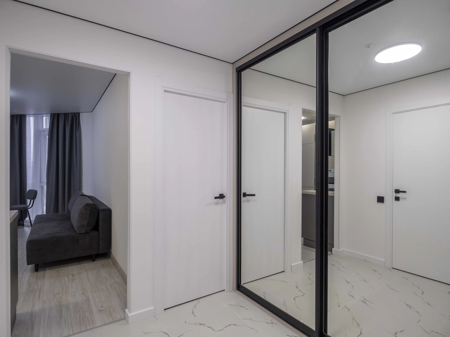 Апартаменты Апарт-отель Mira Apartments