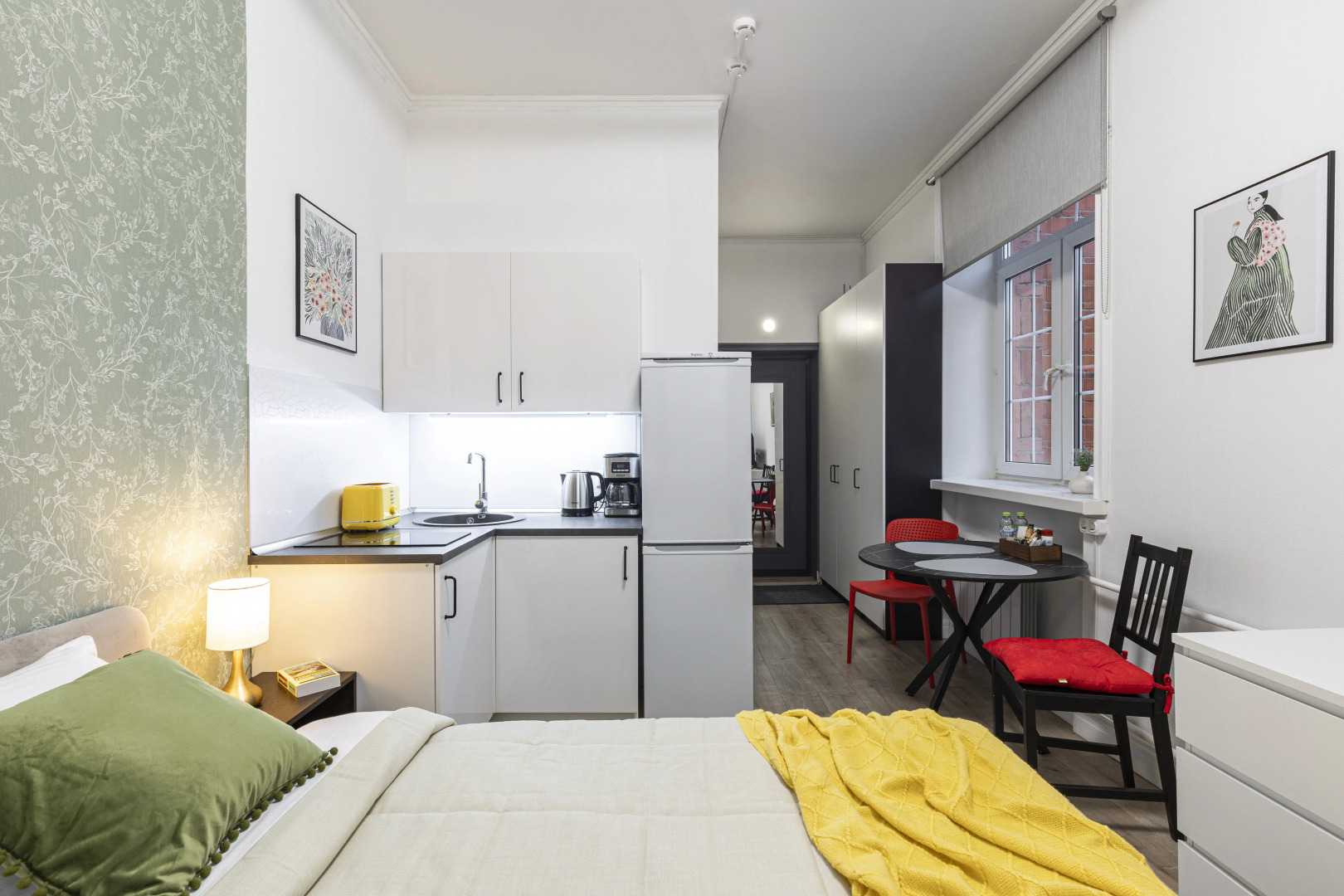 Апартаменты Зеленое пальто