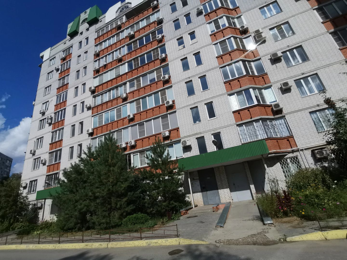 Апартаменты на Космонавтов 19