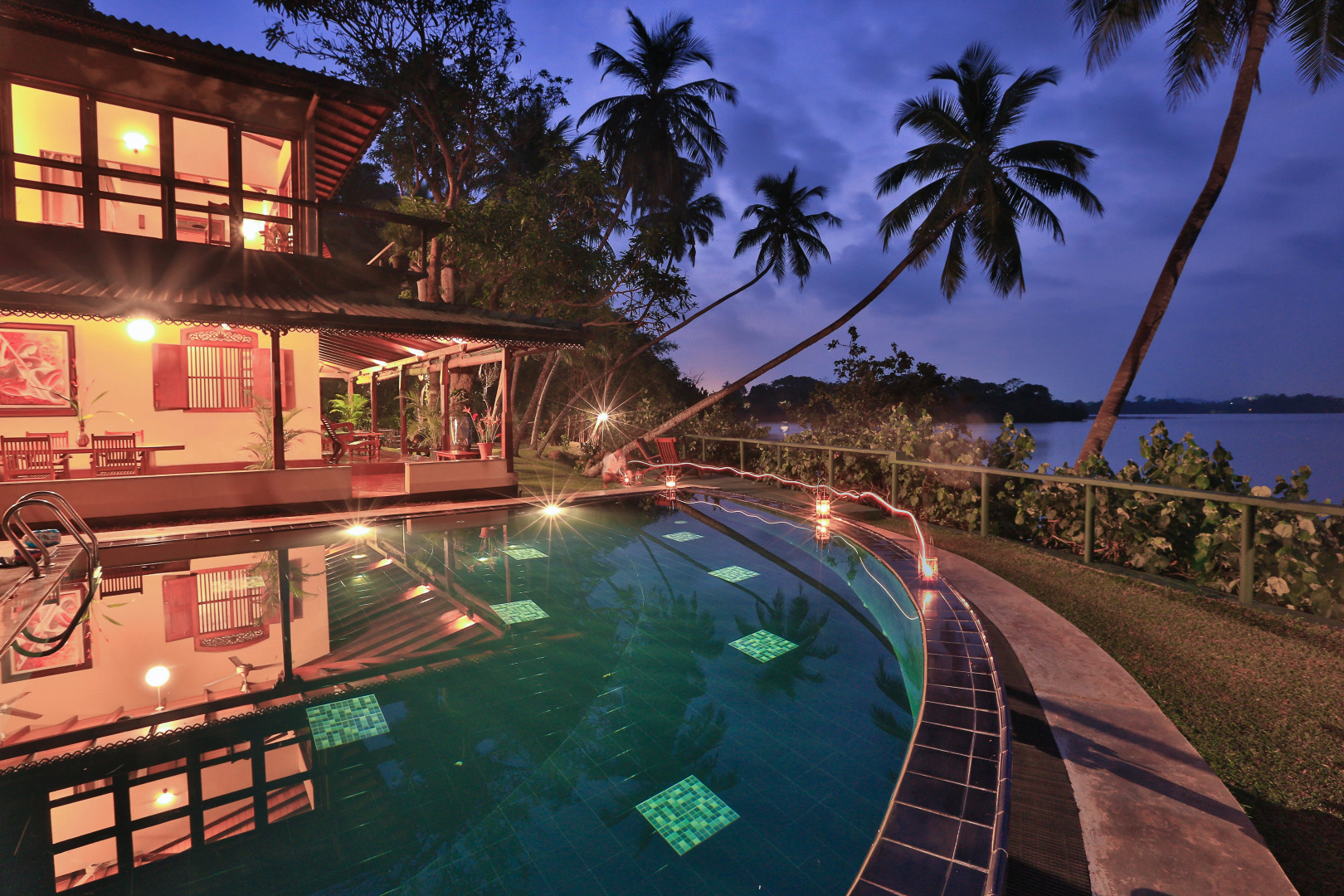 Вилла South Point Cottage 3 bedrooms Lake front