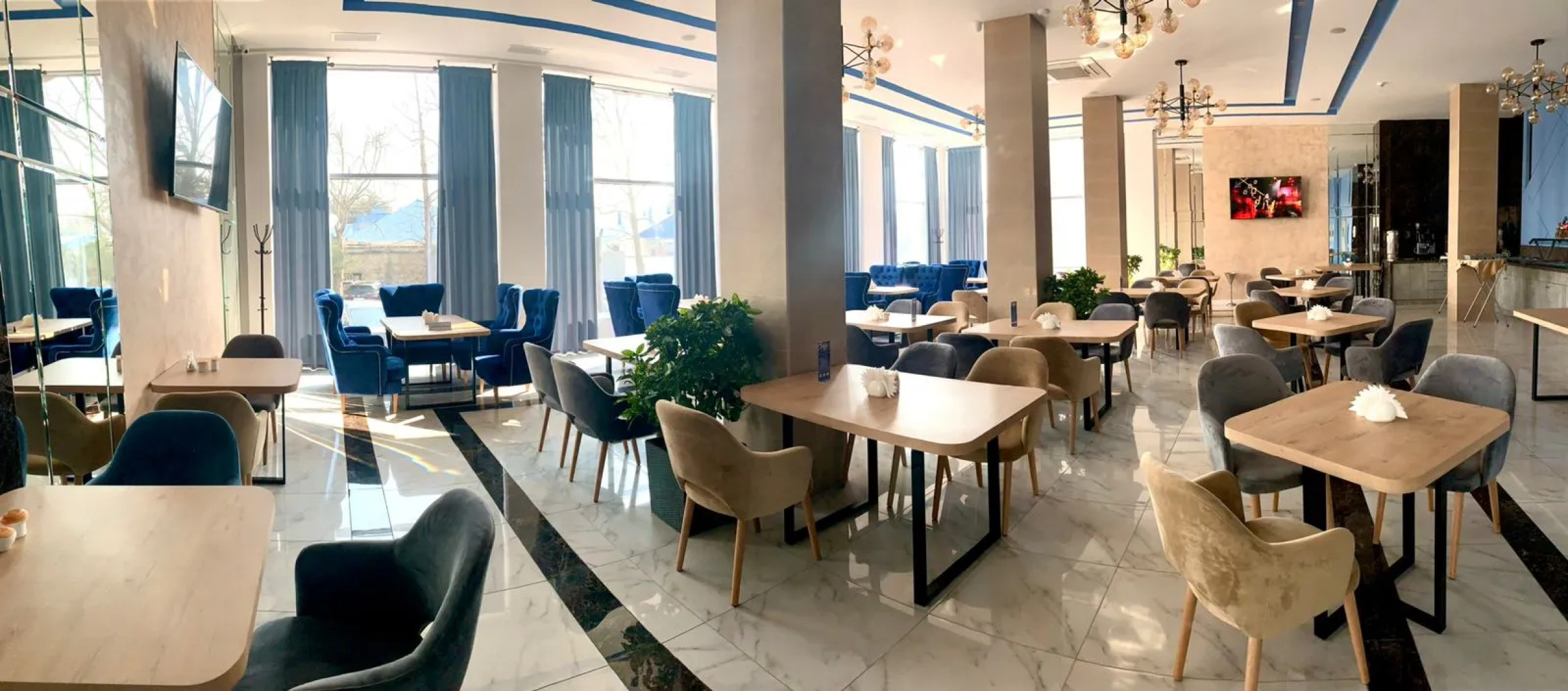 Отель Grand Sapphire