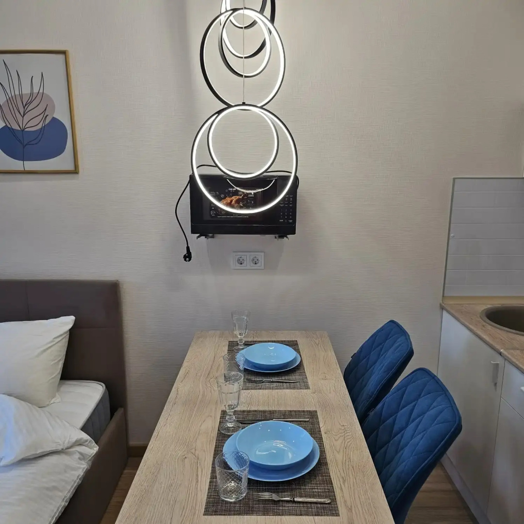 Апартаменты студия 404