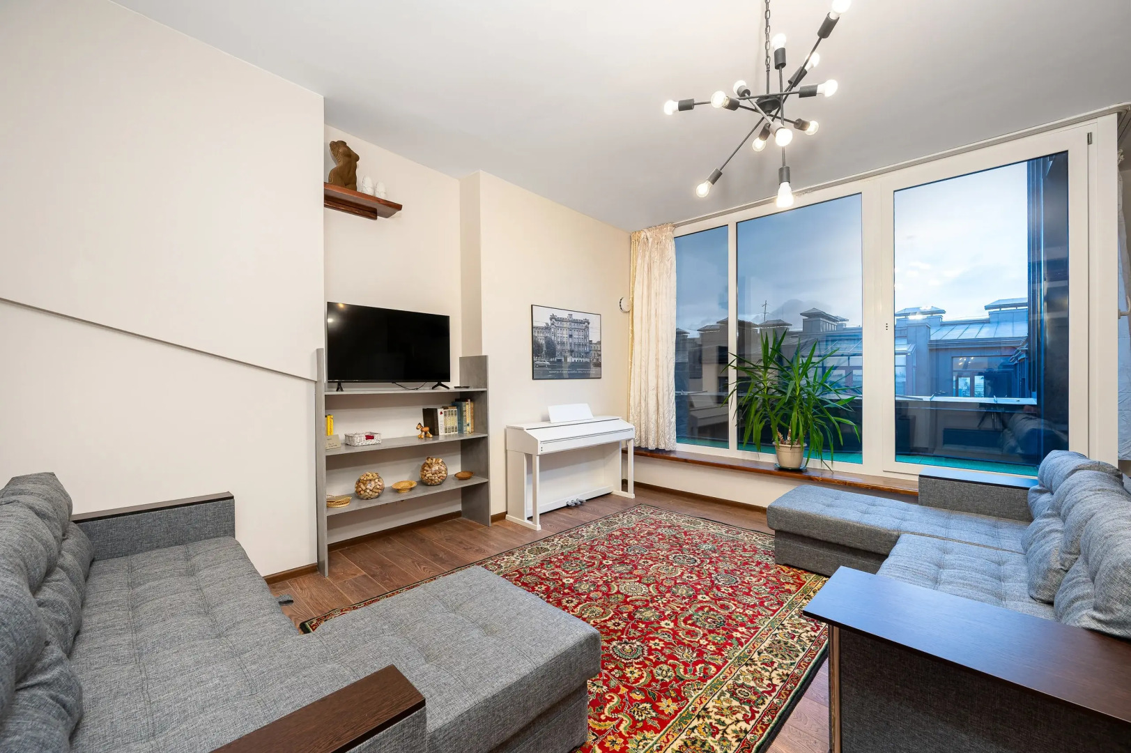 Апартаменты Пентхаус на Чайковского 61