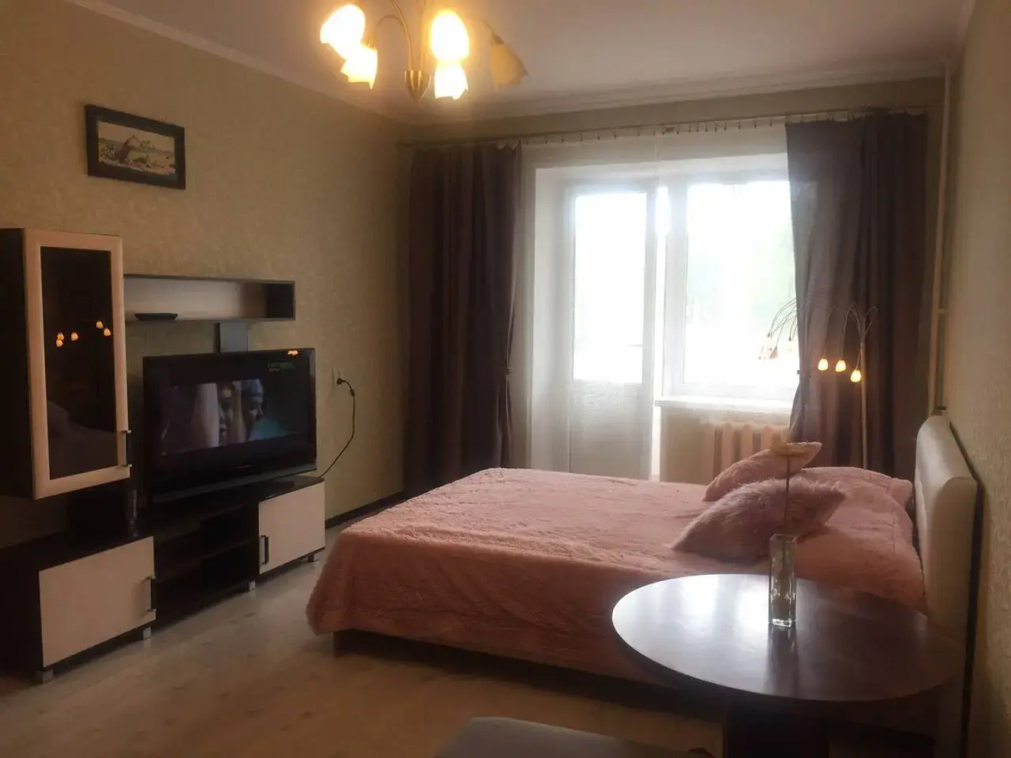 Апартаменты Однокомнатная на Иванникова в центре