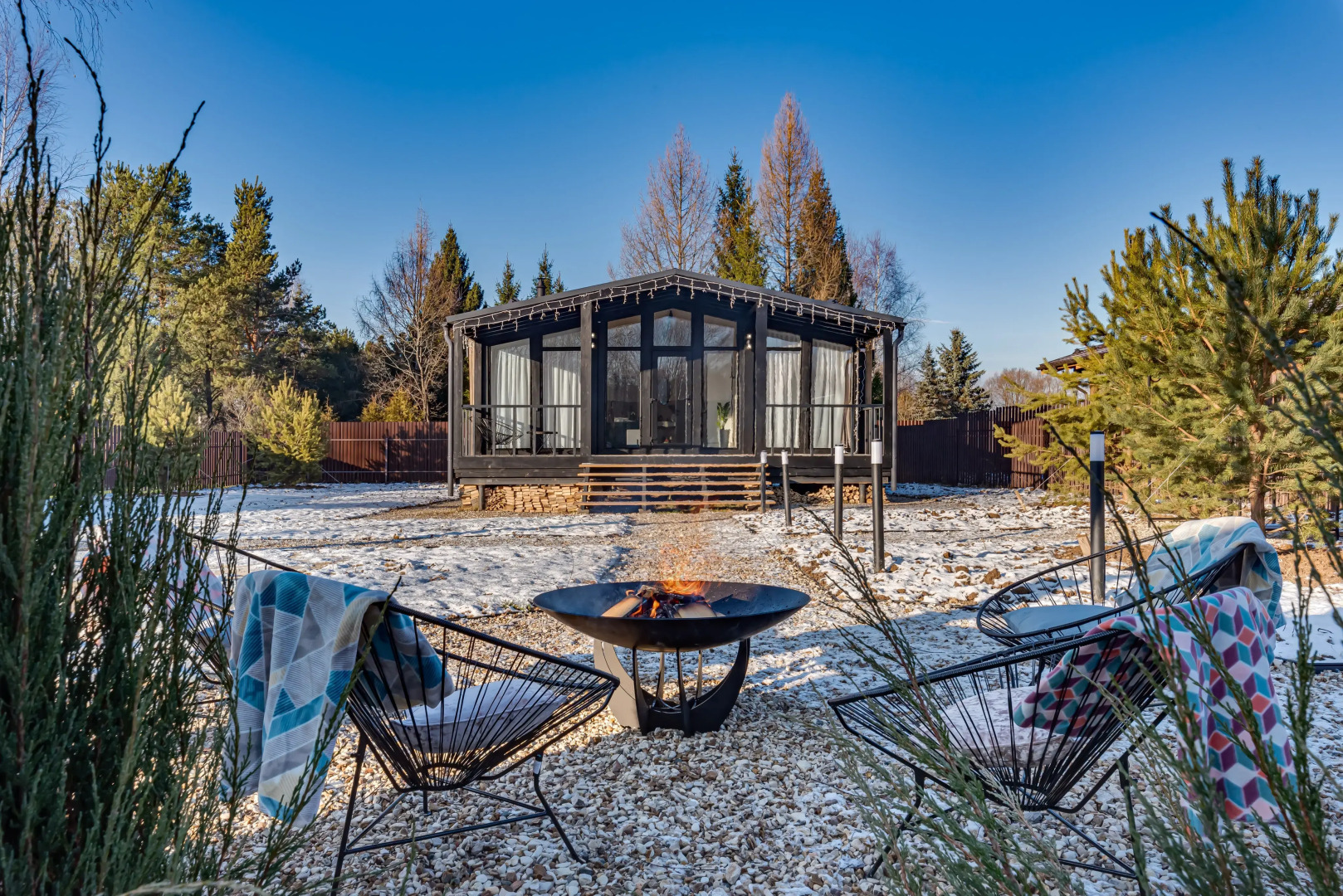 Частный Дом с камином, сауной и панорамными окнами