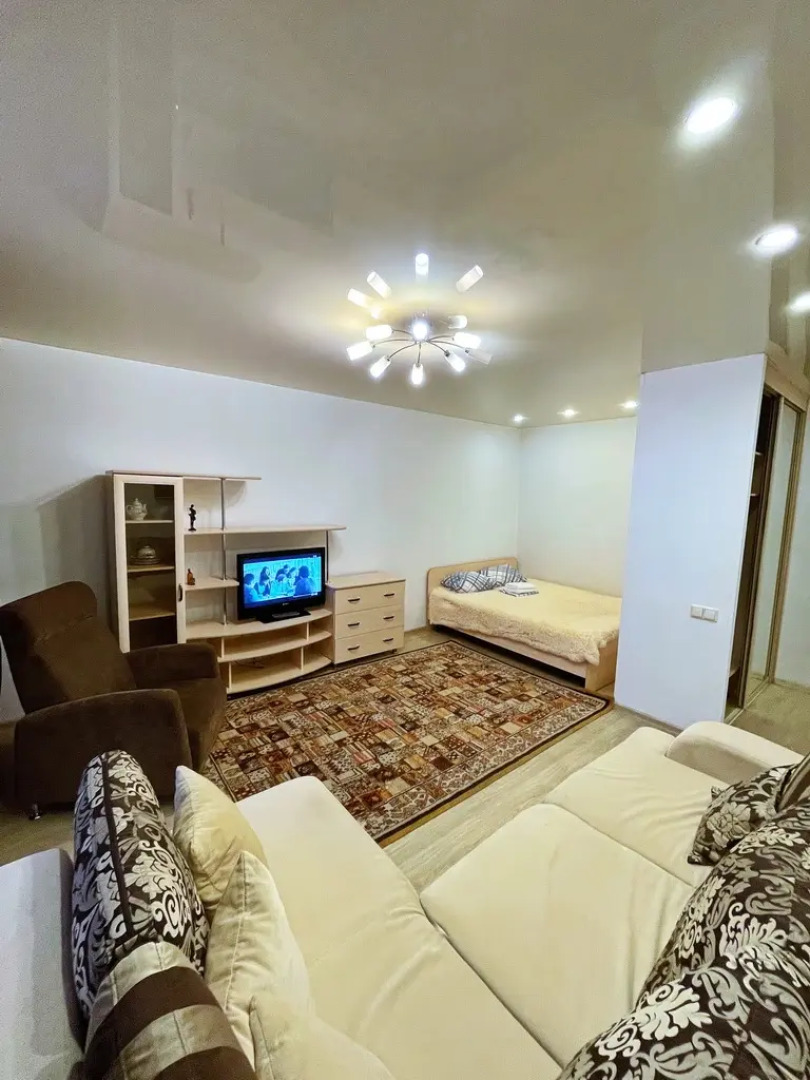 Апартаменты Байкал на Декабристов 36