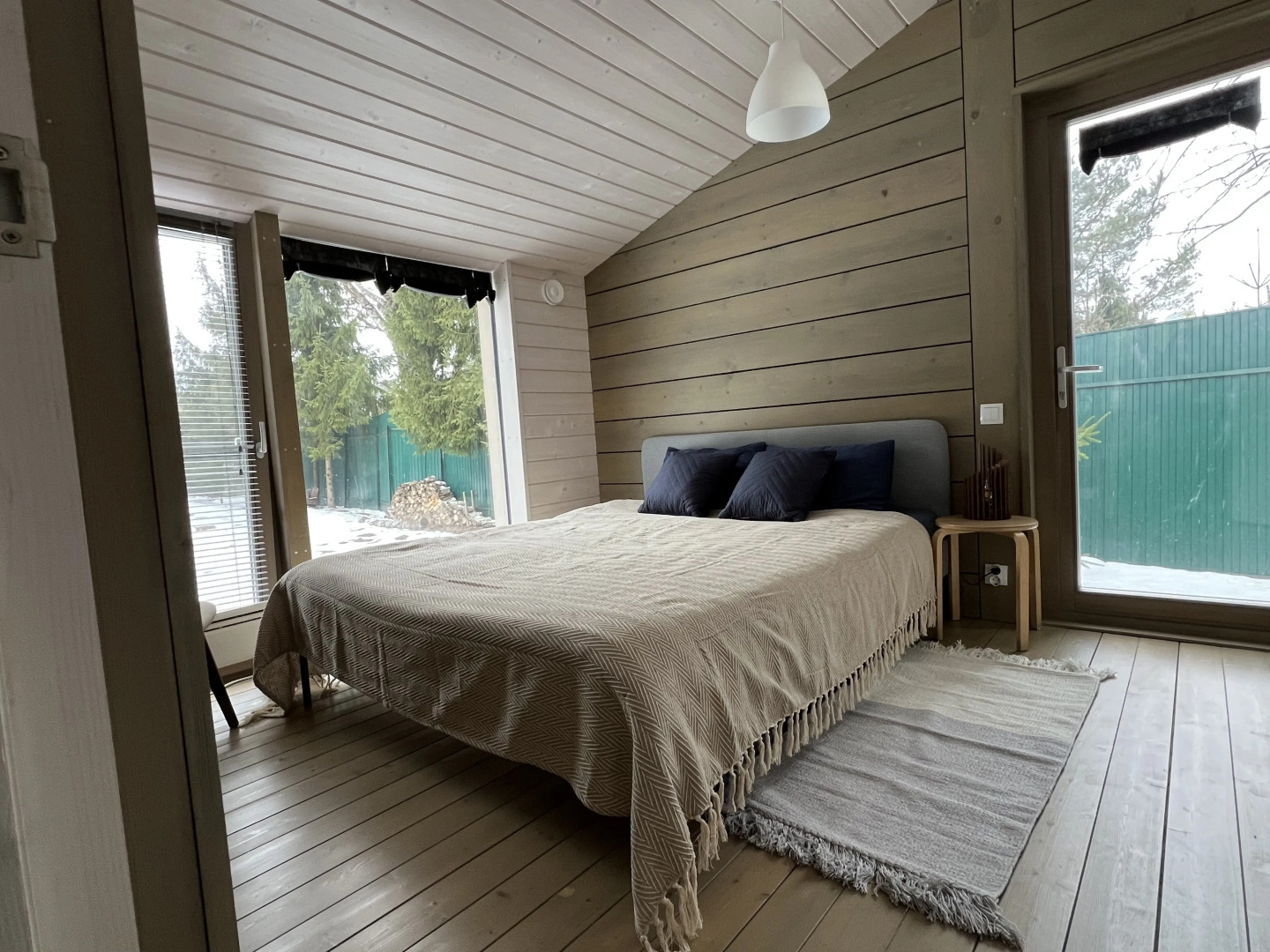 Частный дом Дом в лесу