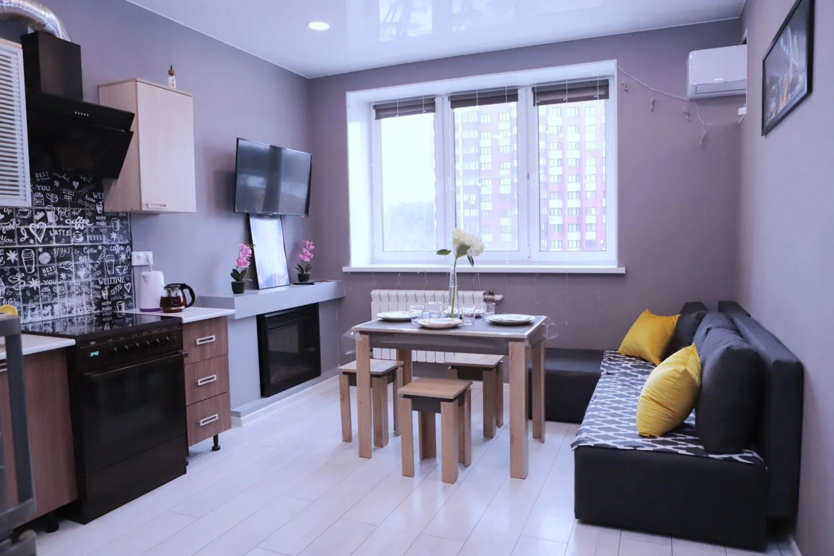 Апартаменты евро-двухкомнатные мкр Пронина к 5