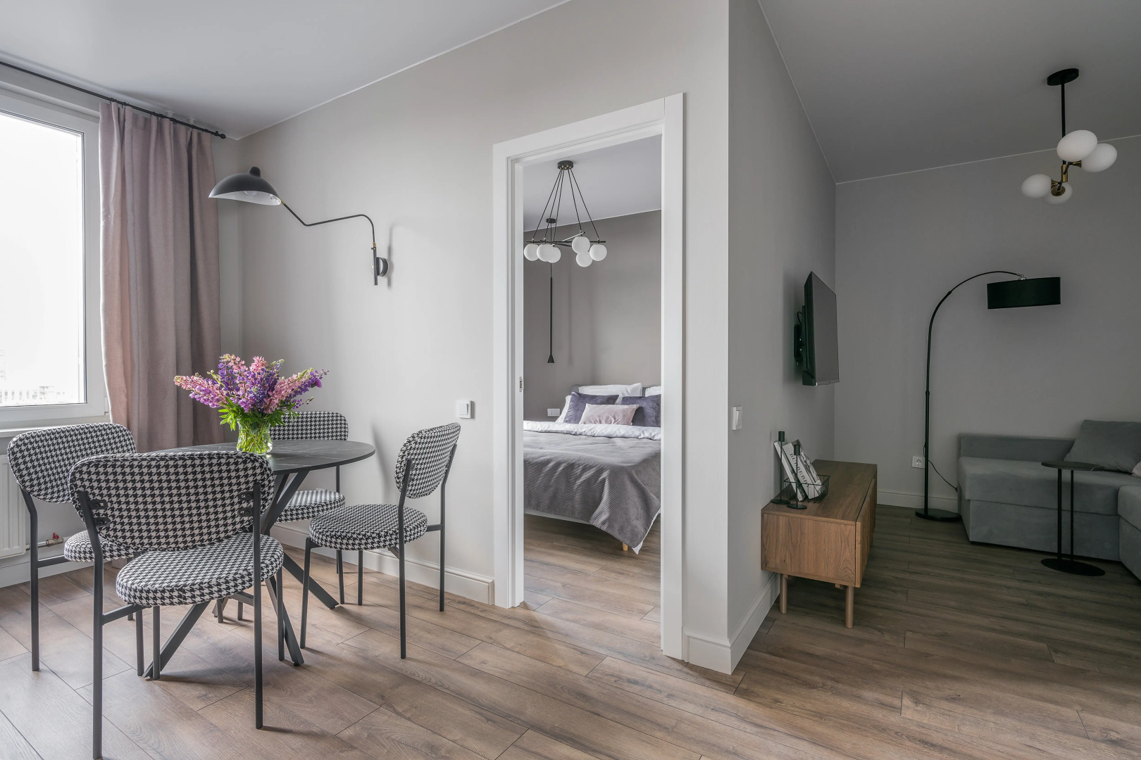 Квартира Евродвушка Silver Pleasure