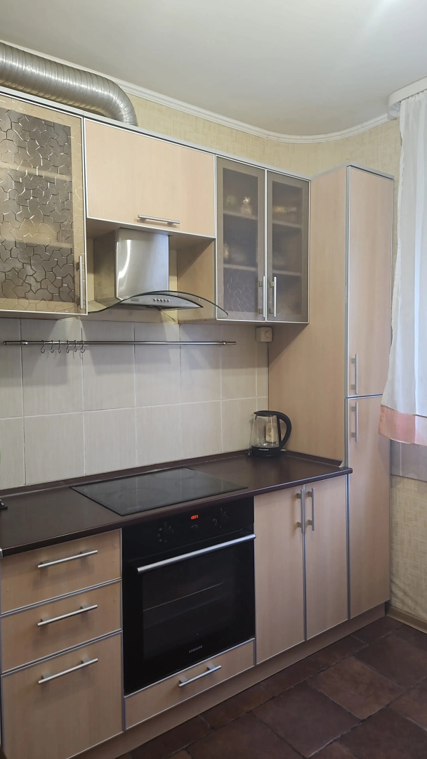 Квартира на Изыскателей 40А