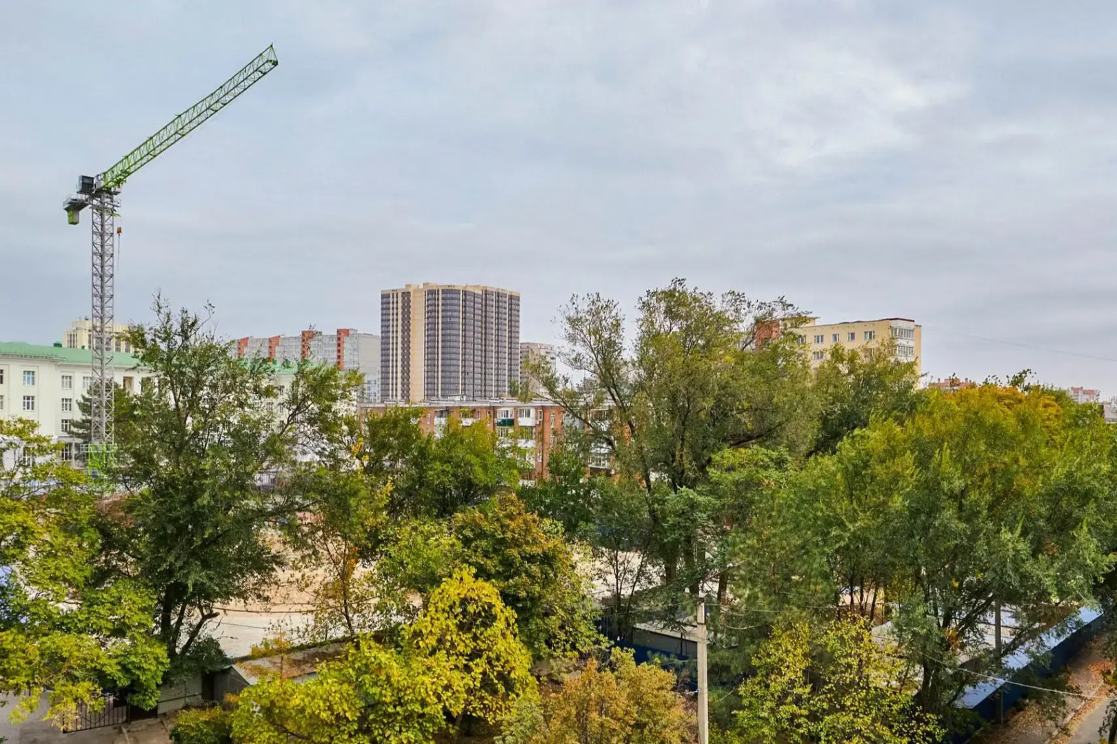 Квартира Замечательная в Центре Города рядом с ДГТУ