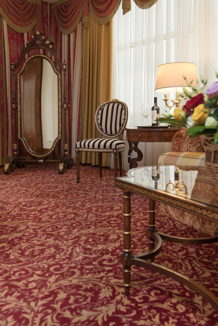 Отель Nobil Luxury