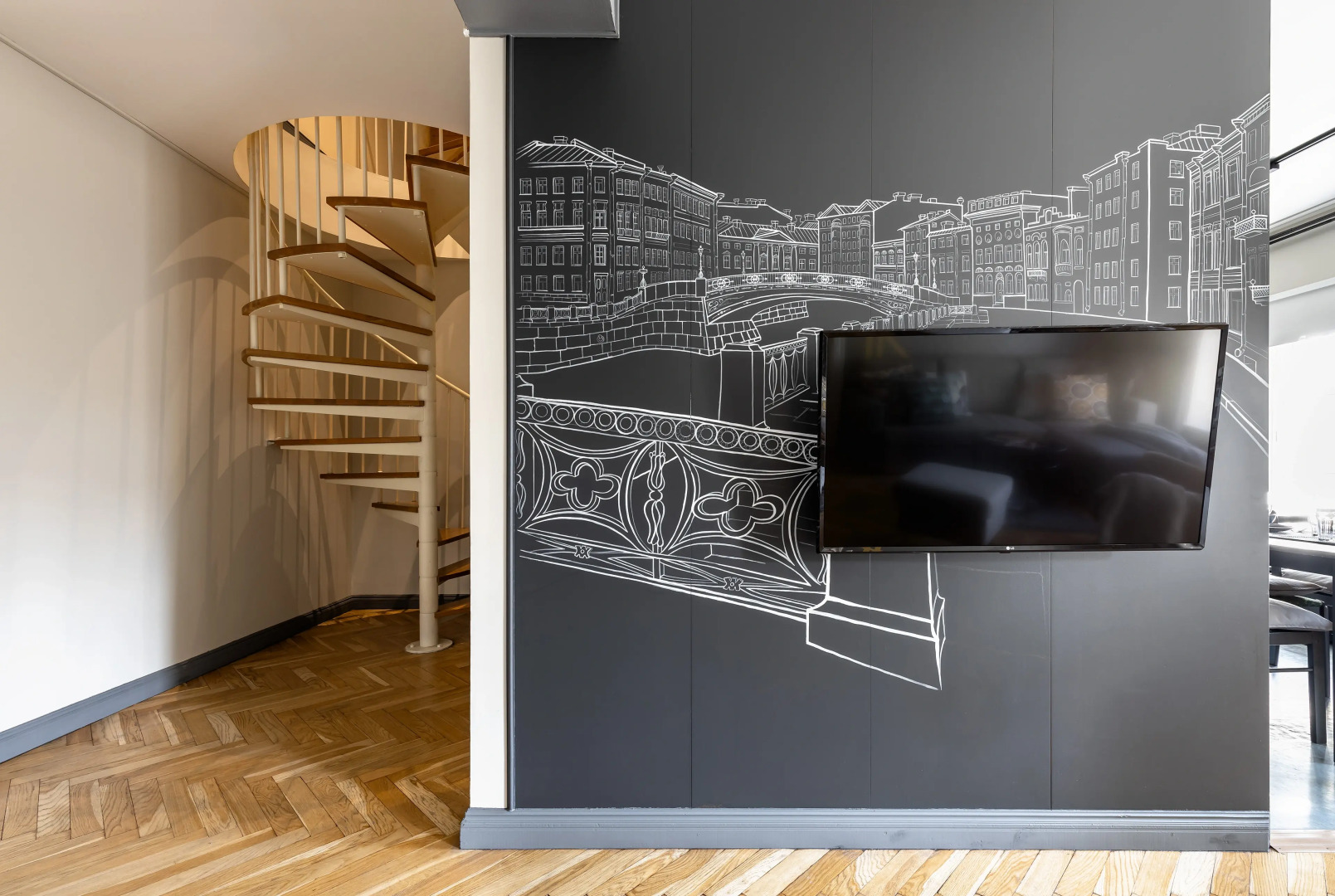 Апартаменты Двухуровневые Little Italy 140 кв.м с видом на собор