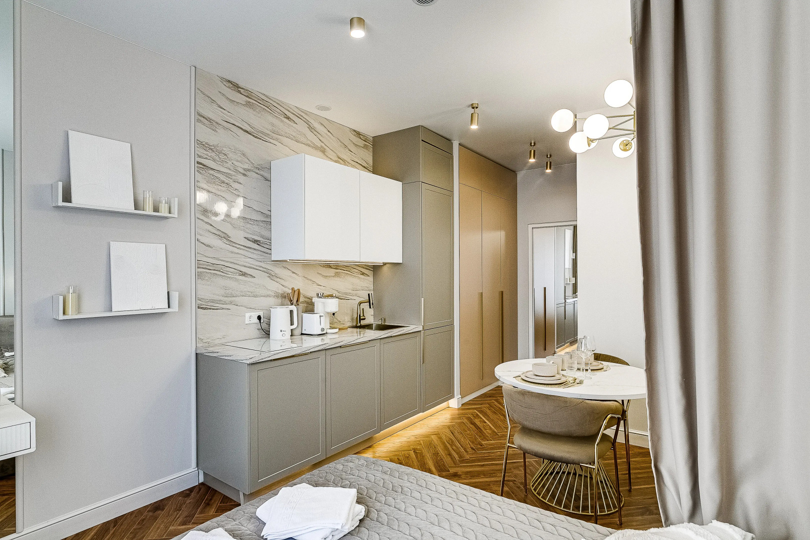 Апартаменты 622/2 Art Aparts в ЖК Headliner