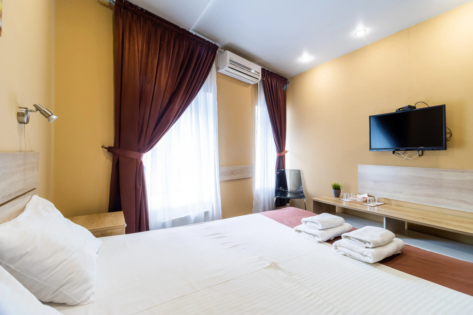 Отель Багет