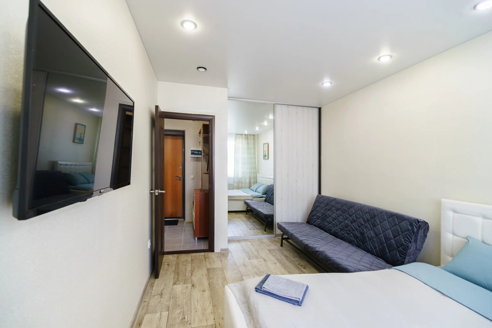 Квартира комфоpтнaя в новостpойкe для рaботы и отдыхa.