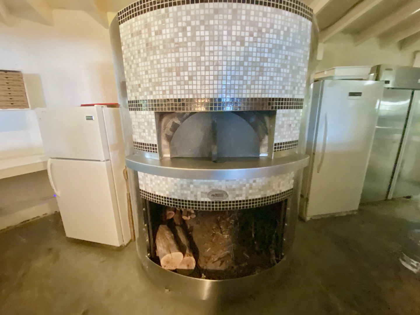 Отель The Sunset Cove And Rainbow Room