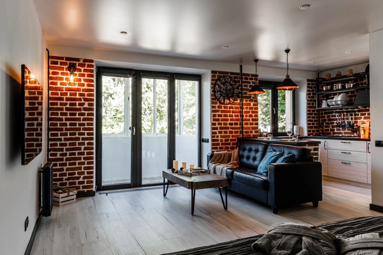 Апартаменты InterLoft 1 Old Town Free Parking Wi-Fi 100/50 Smart TV