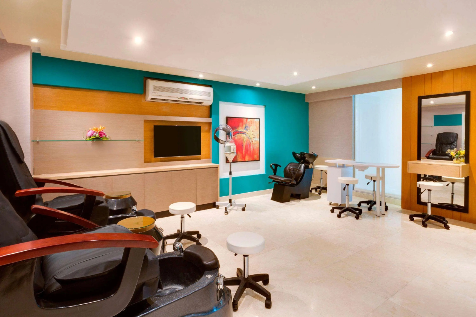 Ramada Hotel & Suites by Wyndham Amwaj Islands Manama