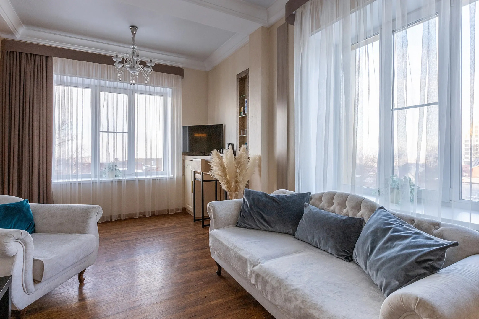 Отель Shato City