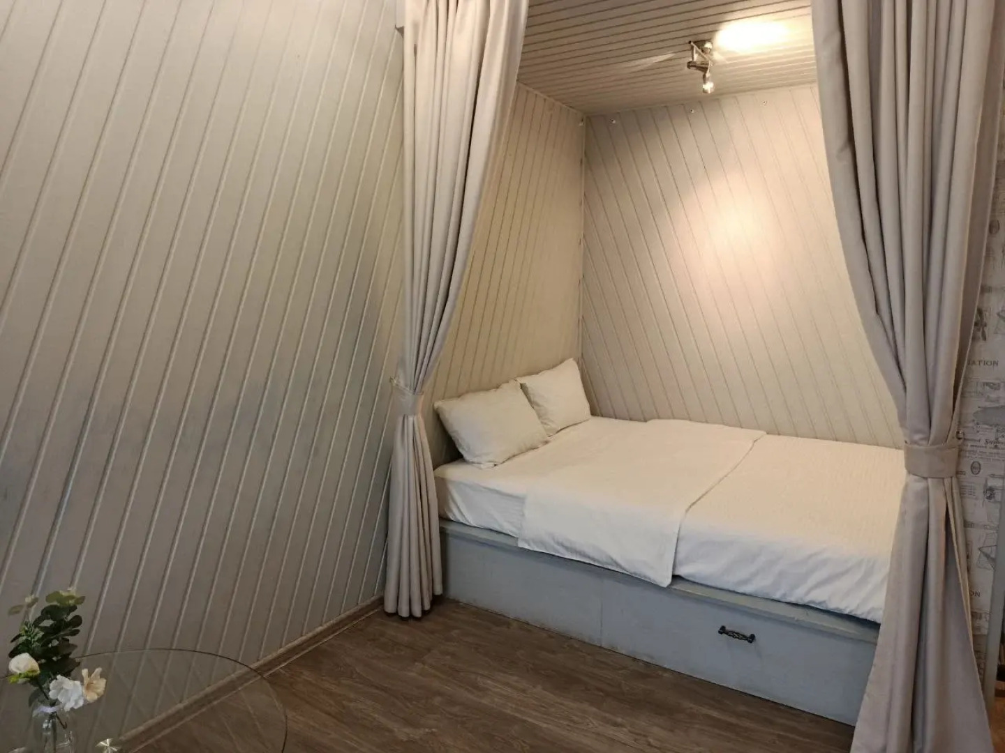 Апартаменты Квартира AlexHome РП Свердловский Молодежная 2