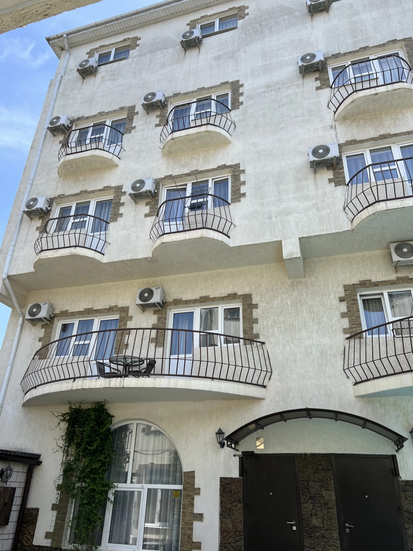 Отель Максимус