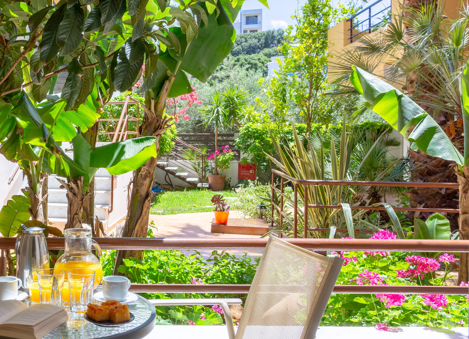 Курортный отель Faedra Beach